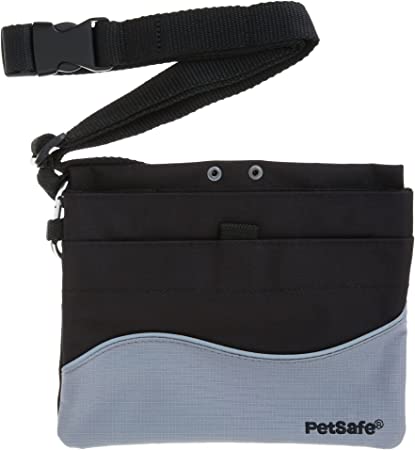 PetSafe Treat Pouch Sport Black - BlackPaw - For Every Adventure